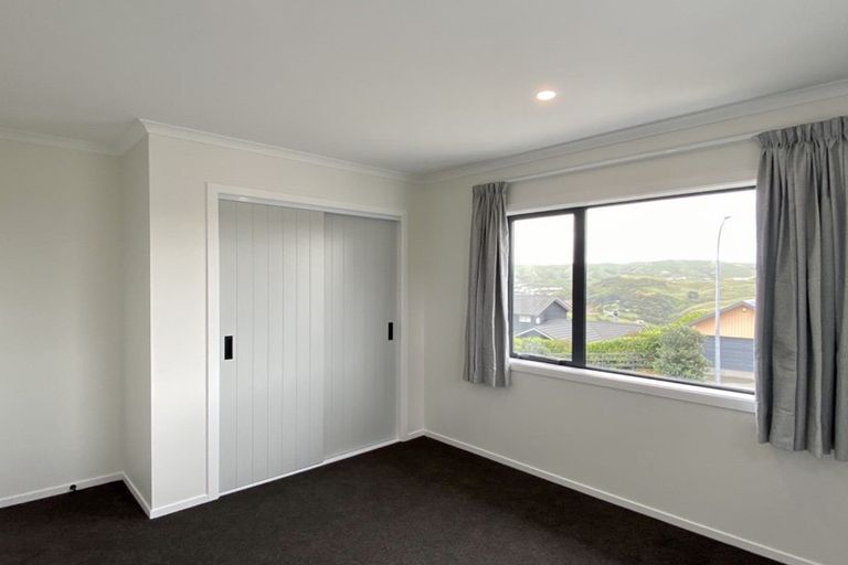 Photo of property in 13 Saint Vincent Terrace, Grenada Village, Wellington, 6037