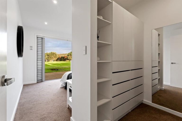 Photo of property in 39 Paraoa Crescent, Omaha, 0986