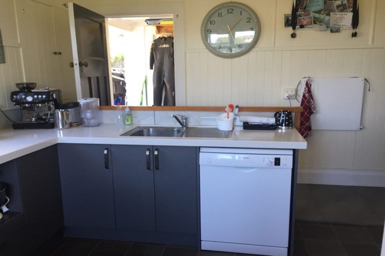 Photo of property in 6 Lucy Road, Bluff Hill, Napier, 4110