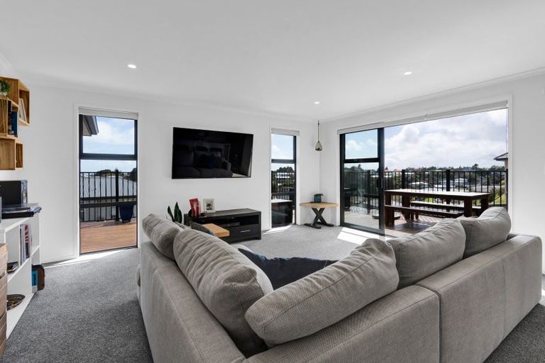 Photo of property in 84a Wallath Road, Westown, New Plymouth, 4310