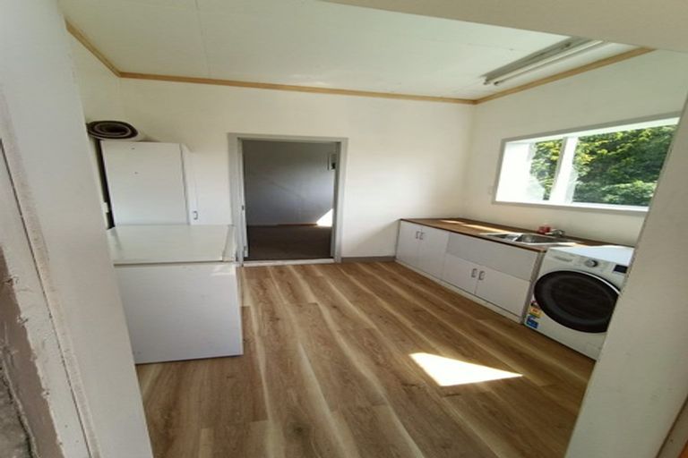 Photo of property in 2 Church Hill Road, Green Island, Dunedin, 9018