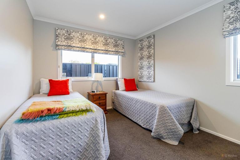 Photo of property in 16 Tancred Street, Geraldine, 7930