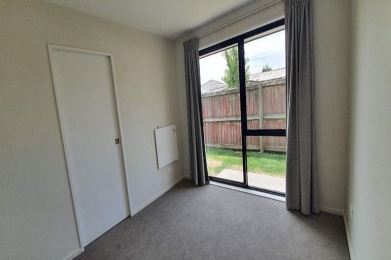 Photo of property in 2 Tika Street, Riccarton, Christchurch, 8041