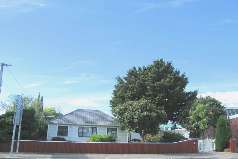 Photo of property in 2 Whakatiki Street, Trentham, Upper Hutt, 5018