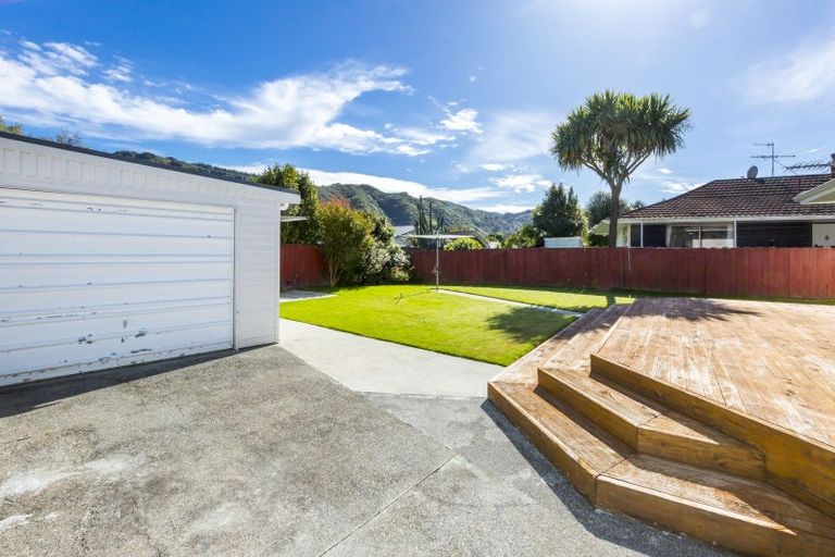 Photo of property in 5 Akron Grove, Totara Park, Upper Hutt, 5018
