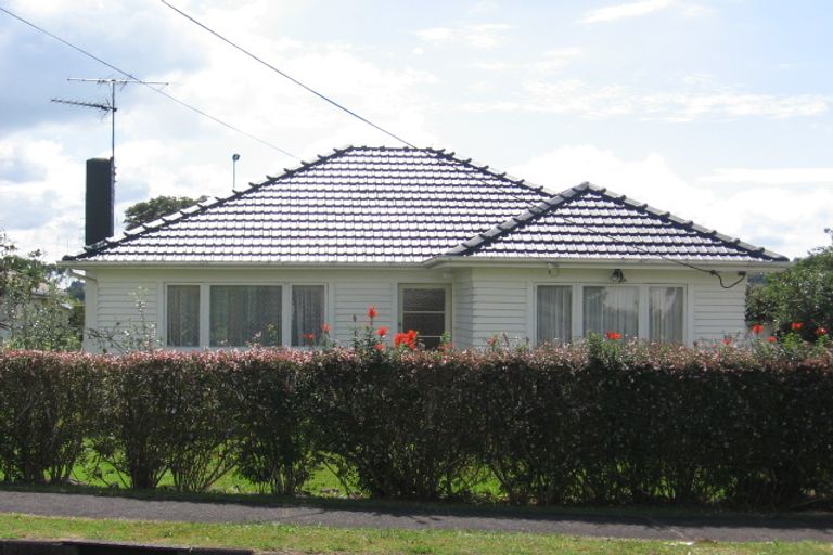Photo of property in 55 Beaubank Road, Kelston, Auckland, 0602