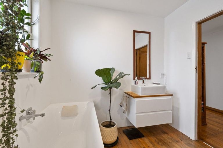 Photo of property in 59 Birmingham Street, Takaro, Palmerston North, 4412