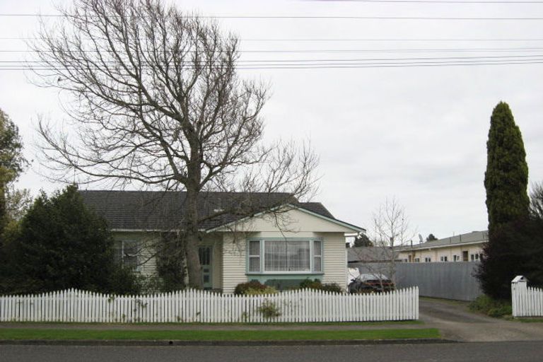 Photo of property in 8 Roosevelt Street, Levin, 5510