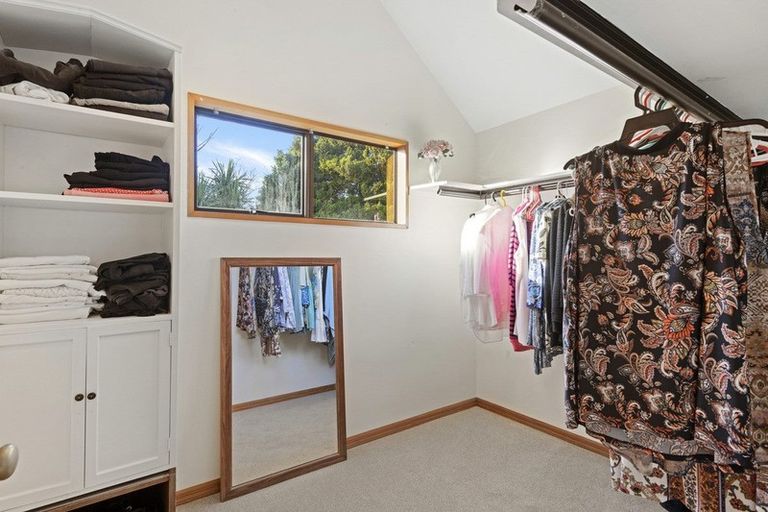 Photo of property in 32 Connemara Drive, Northwood, Christchurch, 8051