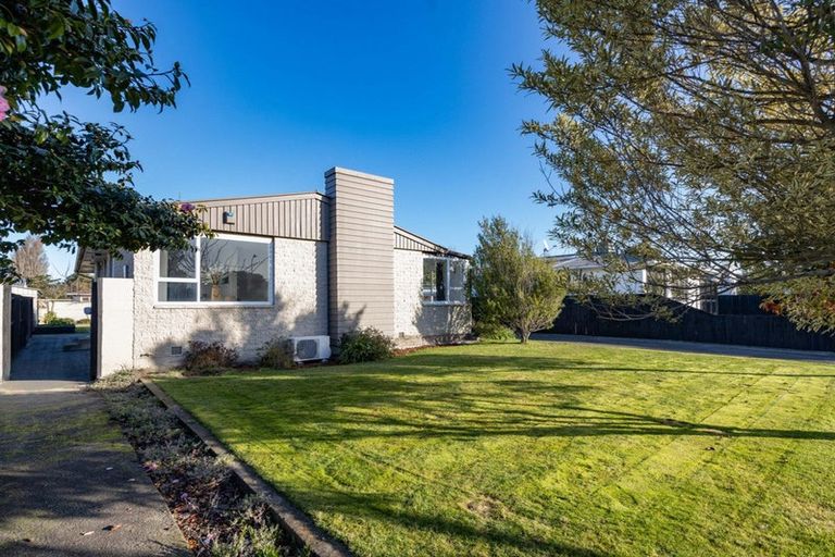 Photo of property in 7 Cottonwood Street, Parklands, Christchurch, 8083