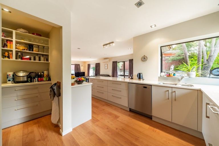 Photo of property in 9 Molyneux Close, Whitby, Porirua, 5024