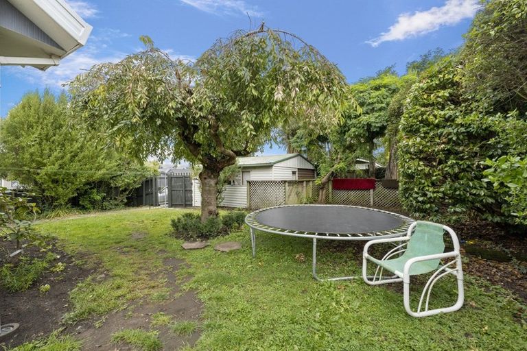 Photo of property in 1 Birdling Place, Halswell, Christchurch, 8025