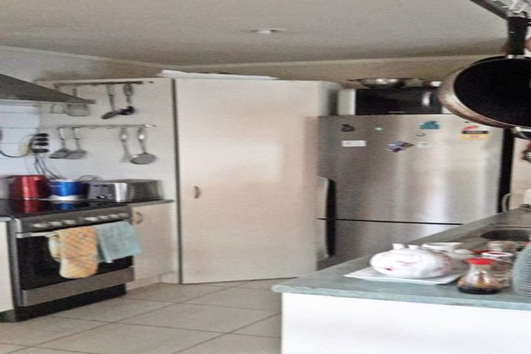 Photo of property in 65a Reynella Drive, Massey, Auckland, 0614