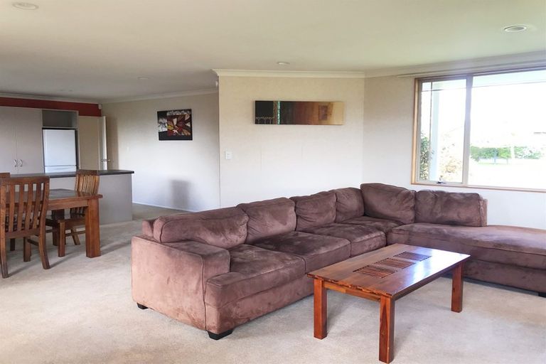 Photo of property in 8 Maidstone Place, Rototuna North, Hamilton, 3210