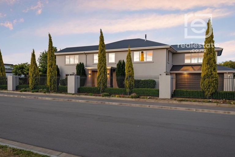 Photo of property in 17 Saddleback Green, Halswell, Christchurch, 8025
