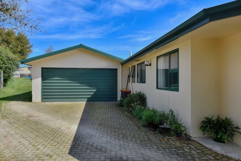 Photo of property in 12 Milford Street, Gore, 9710