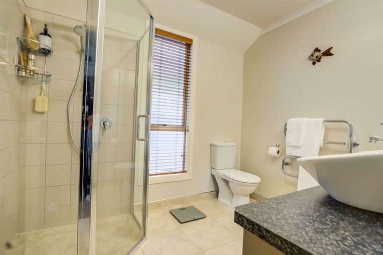 Photo of property in 14 The Peninsula, Huntington, Hamilton, 3210