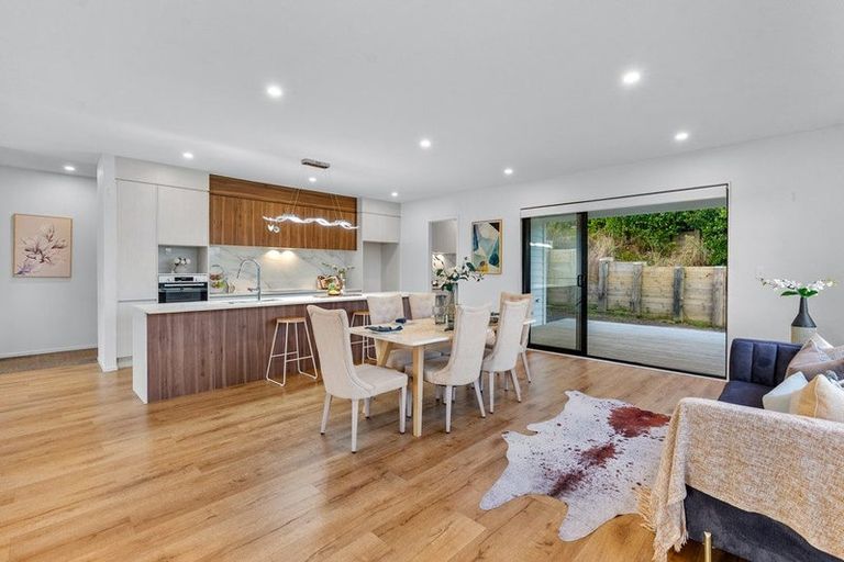 Photo of property in 9 Wallis Lane, Orewa, 0931