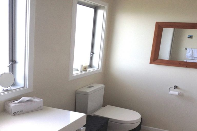 Photo of property in 138 Mokoia Road, Chatswood, Auckland, 0626