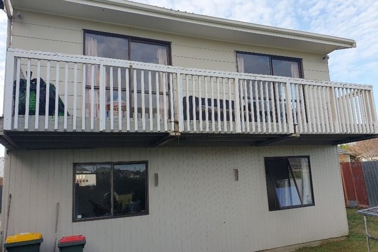 Photo of property in 2/13 Crown Crescent, Otara, Auckland, 2023