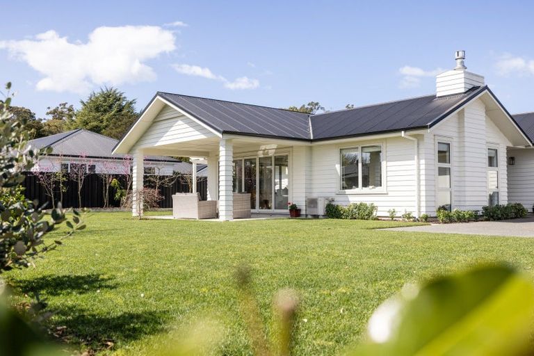Photo of property in 11 Margaret Avenue, Havelock North, 4130