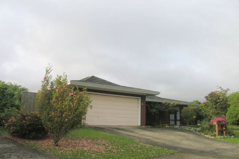 Photo of property in 39 Latitude Close, Whitby, Porirua, 5024
