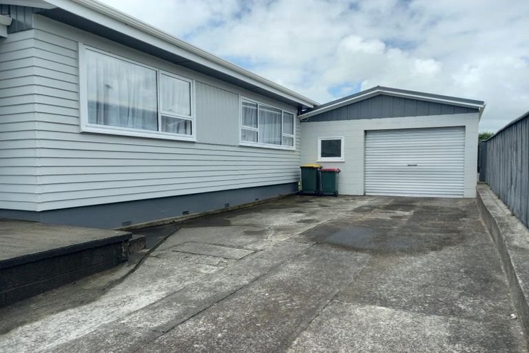 Photo of property in 15 Penrith Street, Westown, New Plymouth, 4310