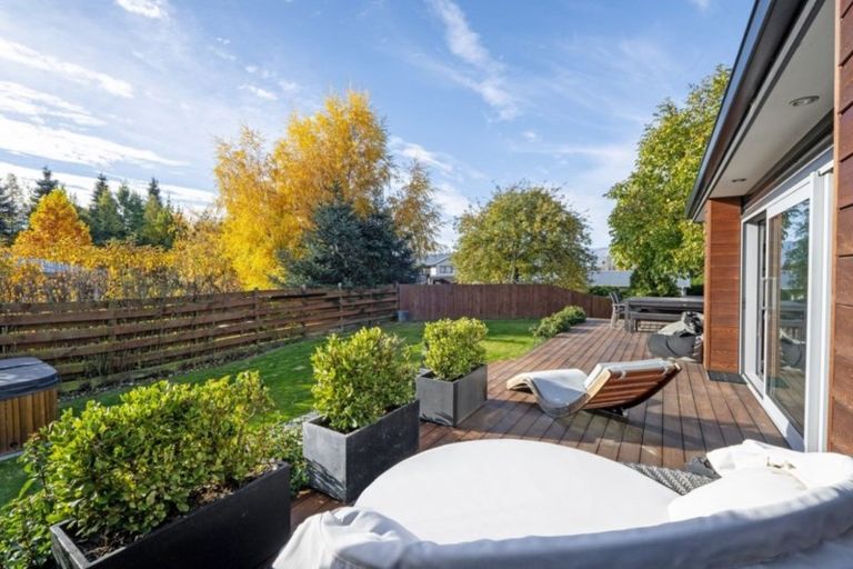 Photo of property in 3 Templeton Street, Albert Town, Wanaka, 9305