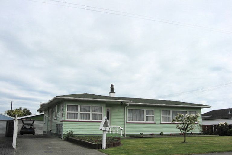 Photo of property in 9 Derby Street, Stoke, Nelson, 7011