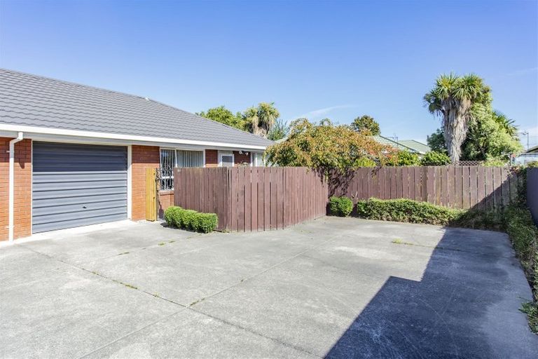 Photo of property in 3/35 Tyrone Street, Belfast, Christchurch, 8051