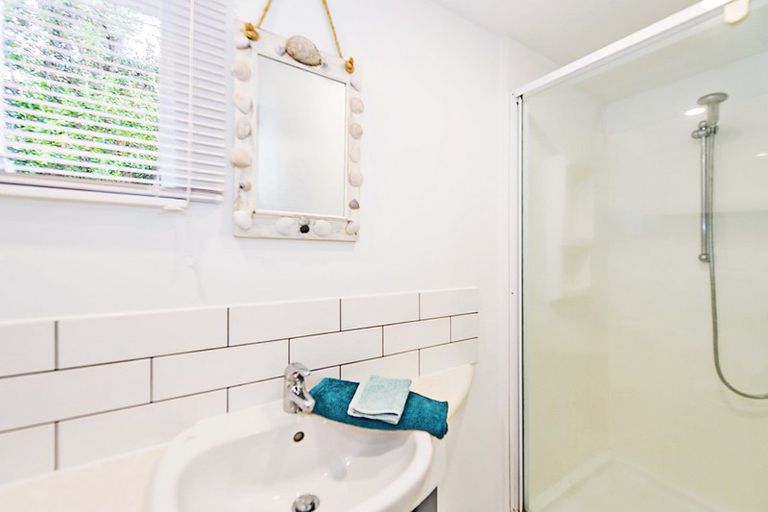 Photo of property in 65 Anglesea Avenue, Parklands, Christchurch, 8083