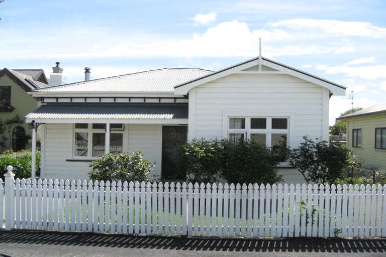 Photo of property in 35 Cambria Street, The Wood, Nelson, 7010