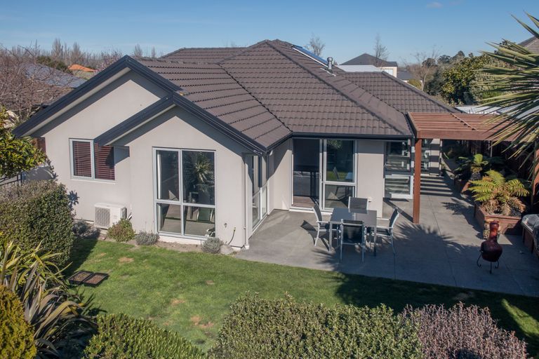 Photo of property in 18 Fantasia Gardens, Northwood, Christchurch, 8051