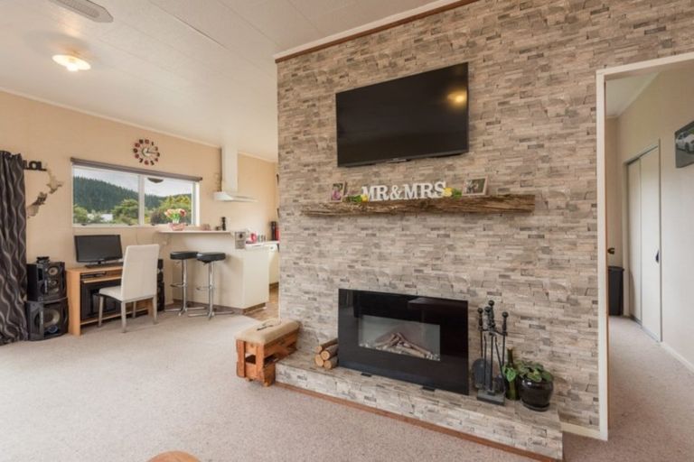 Photo of property in 10b Windlesham Place, Wakefield, 7025