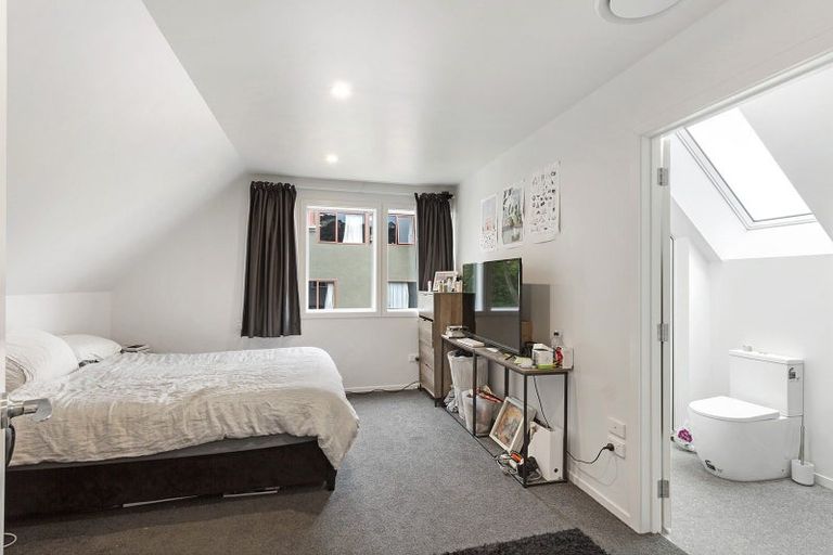 Photo of property in 673 Great King Street, North Dunedin, Dunedin, 9016