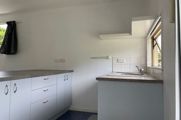 Photo of property in 17 Meteor Place, Schnapper Rock, Auckland, 0632