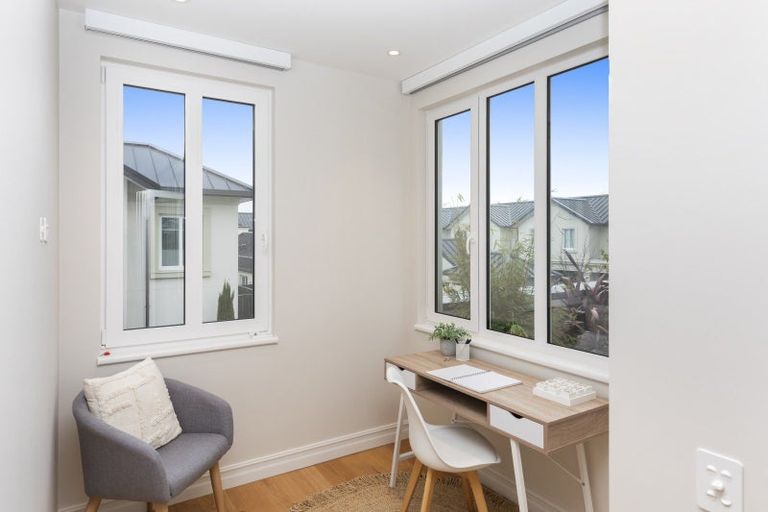 Photo of property in 2 Ayr Street, Riccarton, Christchurch, 8011