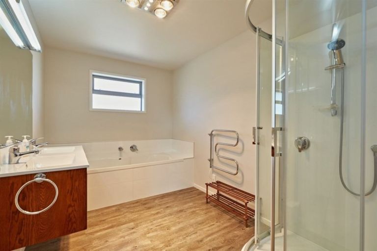 Photo of property in 2 Pukeko Place, Kaikoura, 7300