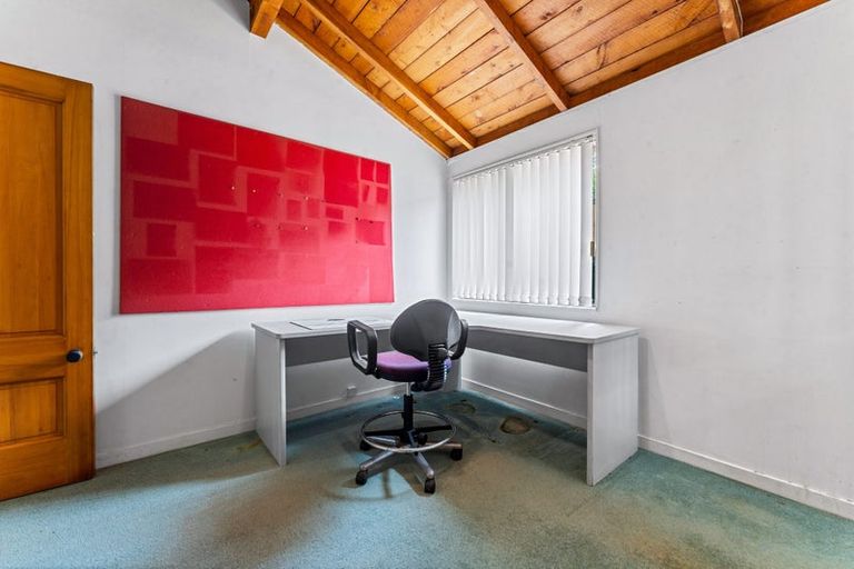 Photo of property in 37 Eugenia Rise, Totara Heights, Auckland, 2105