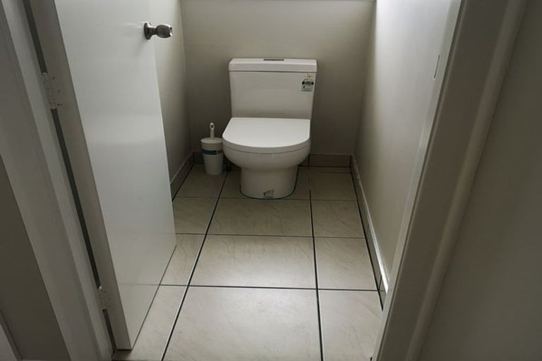 Photo of property in 187 Sievers Grove, Cannons Creek, Porirua, 5024