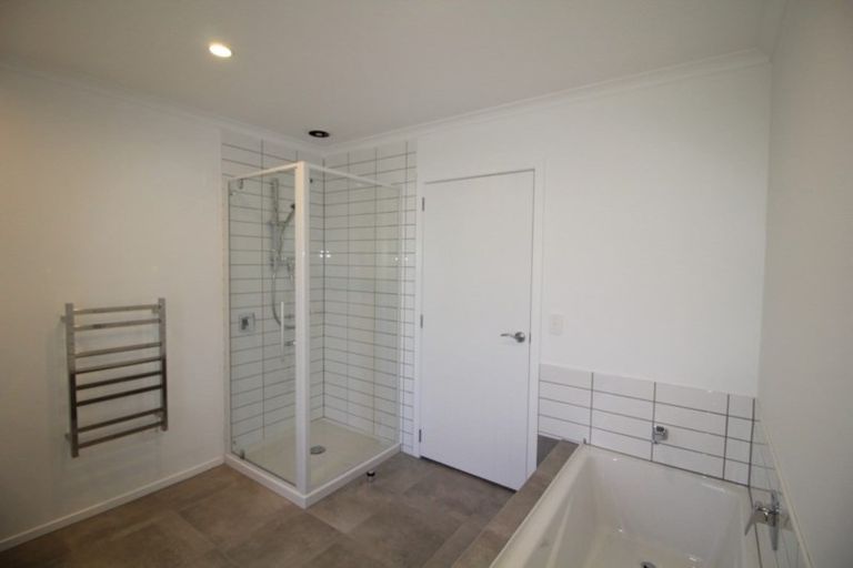 Photo of property in 28 Bastille Court, Rangatira Park, Taupo, 3330