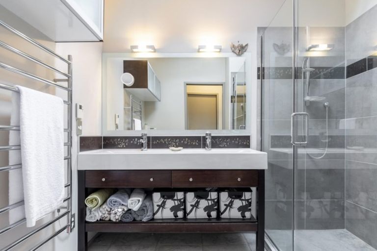 Photo of property in 57a Hillcrest Road, Otumoetai, Tauranga, 3110