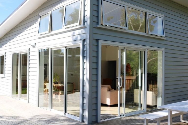 Photo of property in 420a Whangaparaoa Road, Stanmore Bay, Whangaparaoa, 0932