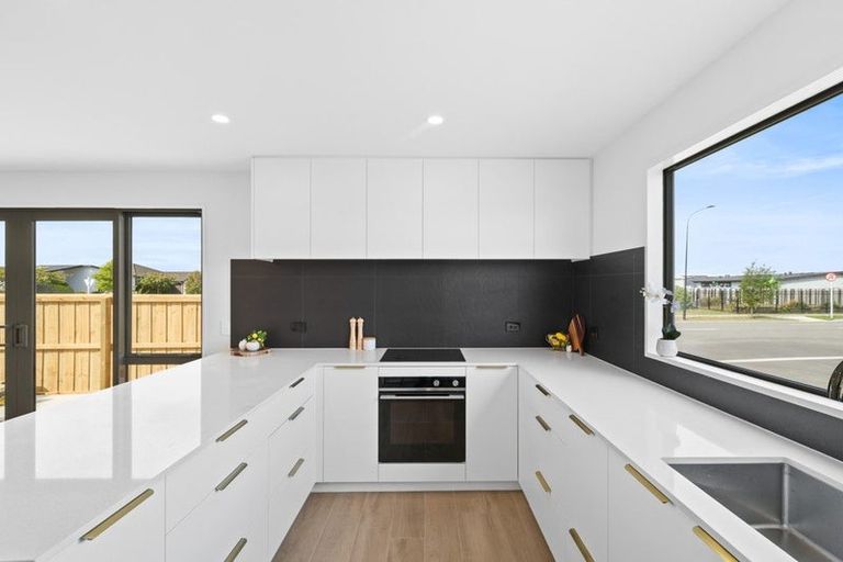 Photo of property in 2 Tarata Way, Lower Shotover, 9304