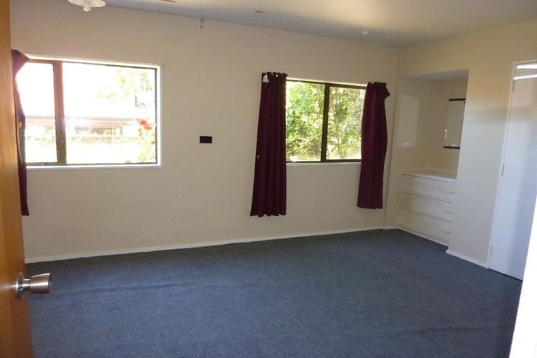 Photo of property in 8 Brigid Place, Mount Pleasant, Christchurch, 8081