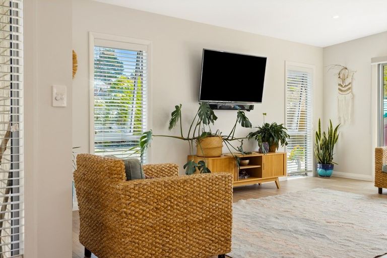 Photo of property in 78 Solan Drive, Waimauku, 0812