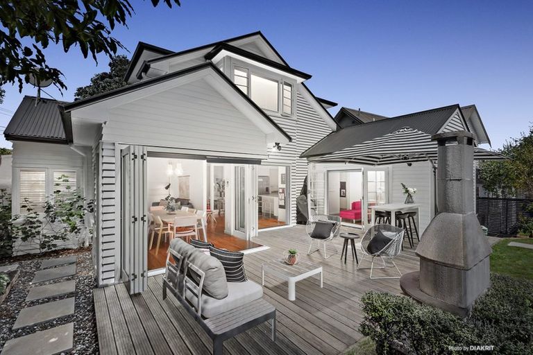 Photo of property in 52 Box Hill, Khandallah, Wellington, 6035