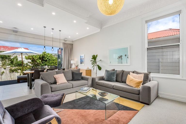 Photo of property in 32 Hiropi Street, Newtown, Wellington, 6021