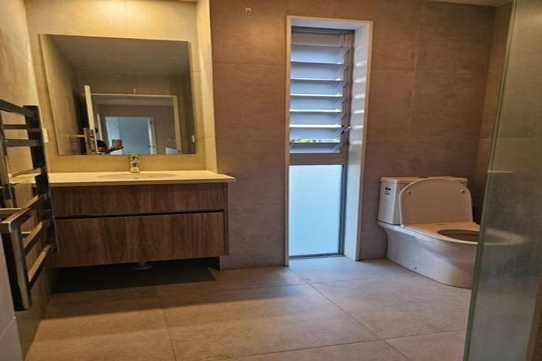 Photo of property in 2/49 Arawa Street, New Lynn, Auckland, 0600