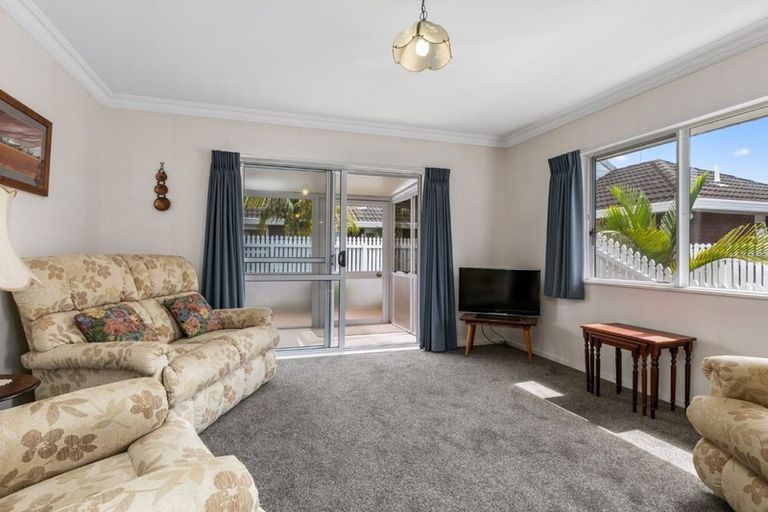 Photo of property in 2/110 Chadwick Road, Greerton, Tauranga, 3112